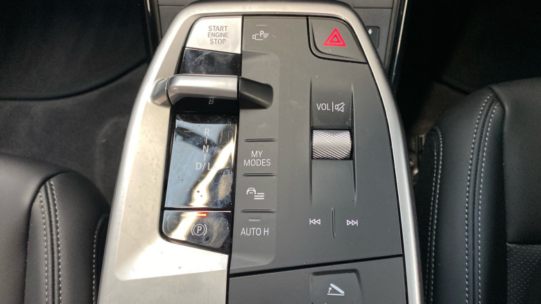 BMW 2 Series 225e xDrive Luxury 5dr DCT Hatchback